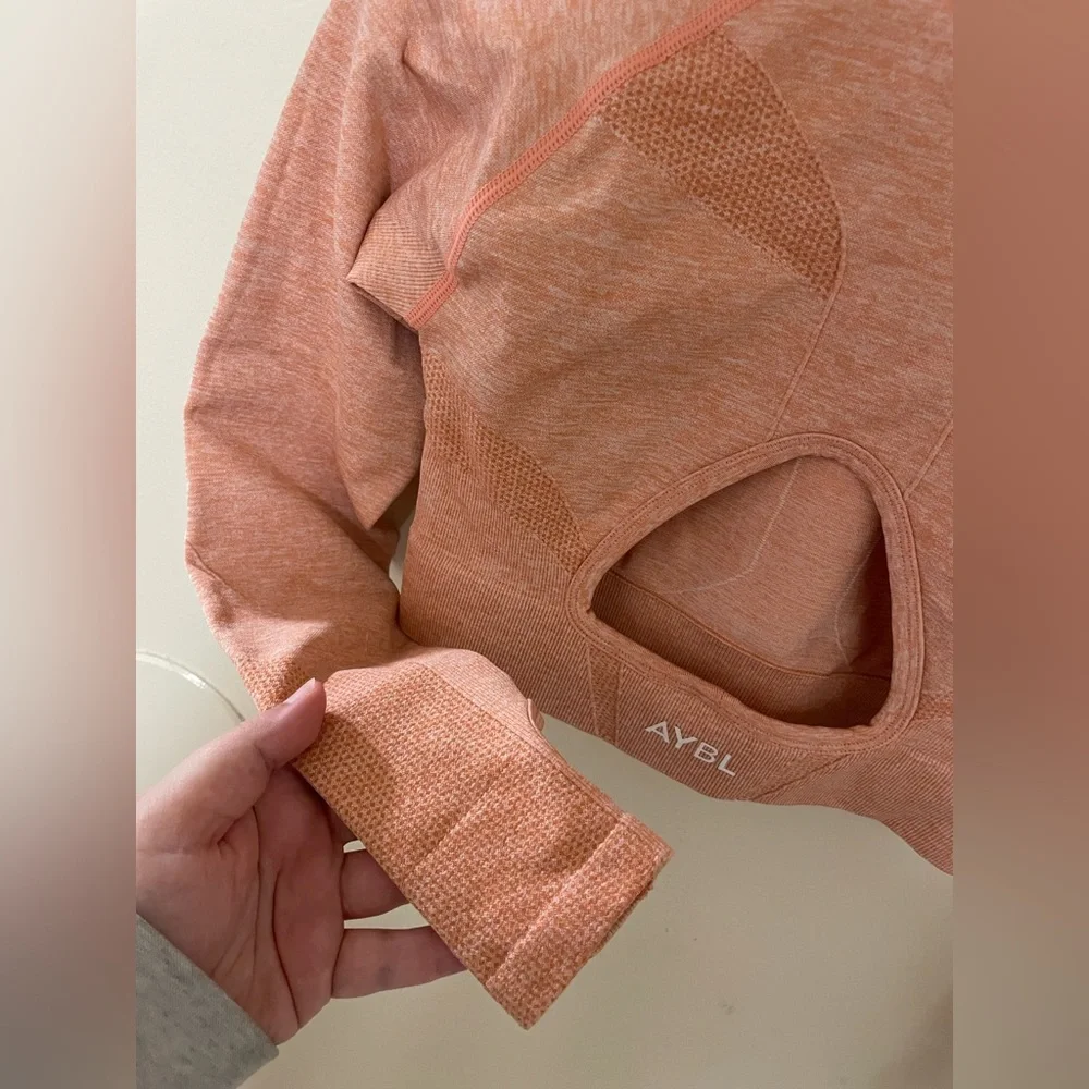 ✨Aybl Motion Collection Crop Top Size S - Picture 8 of 8